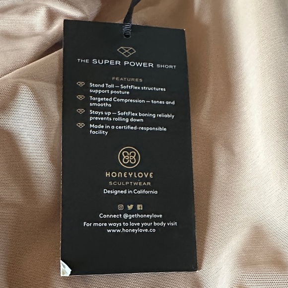 Honeylove High-Waisted Shapewear Shorts in Nude - Picture 3 of 4